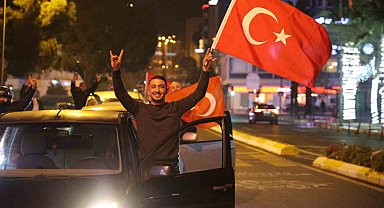Türkiye'nin Dünya Kupası'na katılması, Aydın'da konvoyla kutlandı