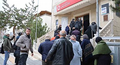 Umre vaadiyle dolandırılmışlardı, kutsal topraklara doğru yola çıktılar