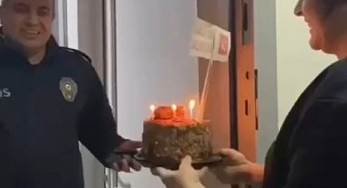 Üniversite öğrencilerinin kavga ihbarına geldiler, pasta ile karşılaştılar