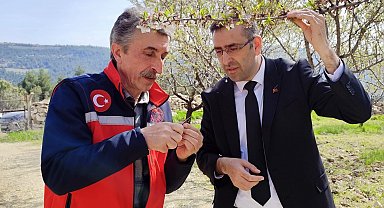 Uşak İl Tarım ve Orman Müdürlüğü ekipleri üreticiyle bir araya geldi