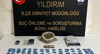 Uyuşturucuyu tavan arasına sakladılar… Polis tek tek ortaya çıkardı