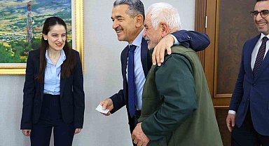 Vali Ekici hem makamda dinledi hem sahada esnafın nabzını tuttu