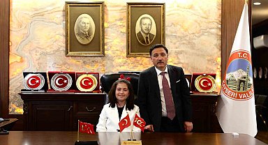 Vali koltuğuna oturan Zeynep'ten il emniyet müdürüne talimat: "Okulların çevresinde güvenliği artırın"