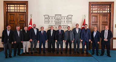 Vali Sözer, muhtarlar derneği yönetimiyle bir araya geldi