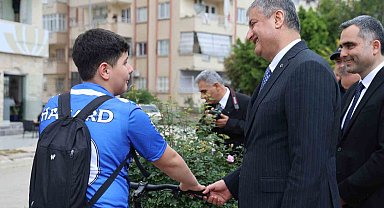 Vali Yavuz, Kozan'da vatandaşlarla bir araya geldi