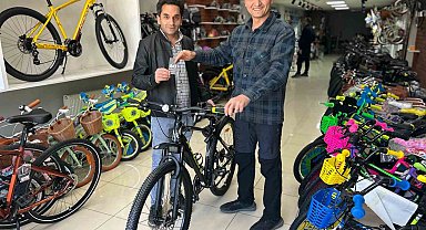 Van'da bahar mevsimi bisiklet sektörünü hareketlendirdi