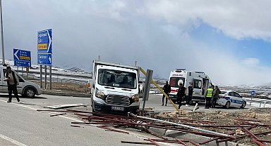 Van'da trafik kazası: 2 yaralı
