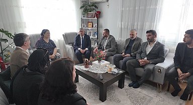 Veysel Şahin Bayındır'da ziyaretlerde bulundu