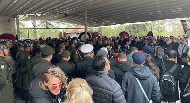 Yalçın Küçük son yolculuğuna uğurlandı