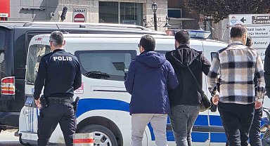 Yalova'da izinsiz fotoğraf çeken şahsa meydan dayağı