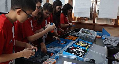 Yalovalı öğrenciler kısıtlı imkanlarla dünya devlerine meydan okuyor