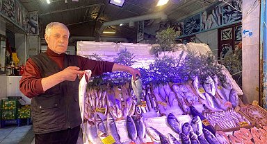 Yasak başladı, balık fiyatlarında henüz bir artış yok