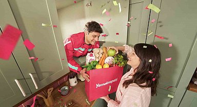 Yemeksepeti, 25 yıllık inovasyon yolculuğunu yeni reklam filmiyle kutluyor