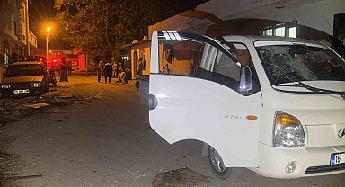 Yeni taşındıkları eve husumetlileri geldi, 14 yaşındaki çocuk silahla vuruldu