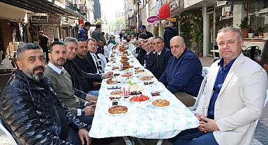 Yenilenen Sevgi Yolu esnafından Başkan Şimşek'e kahvaltılı teşekkür