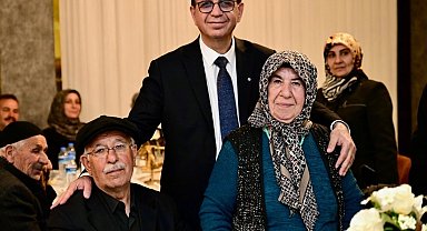 Yeşilyurt'ta 'Bir Yastıkta Yarım Asır' özel programında duygusal anlar yaşandı