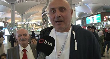 Yılın ilk hacı adayları İstanbul Havalimanı'ndan kutsal topraklara uğurlandı