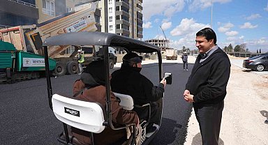 Yılmaz, asfalt çalışmalarını yerinde inceledi