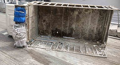 Yokuşta ilerleyemeyen kamyonetini araçlara çarpmamak için bilerek devirdiğini iddia etti