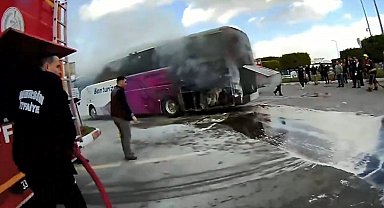 Yolcu otobüsünde çıkan yangın büyümeden söndürüldü