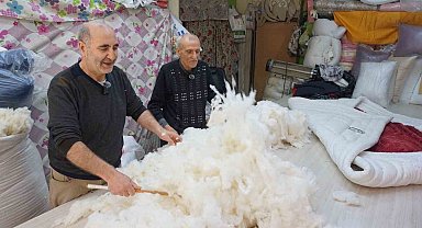 Yorgancılık ve hallaçlık, iğne iplikle geleceğe tutunmaya çalışıyor