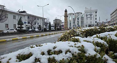 Yozgat'ta Nisan ayında kar sürprizi