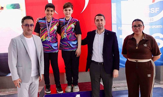 Yüzmede Elazığ'a 19 madalya