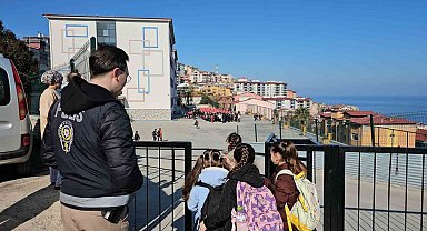 Zonguldak'taki okullarda polis nöbeti başladı