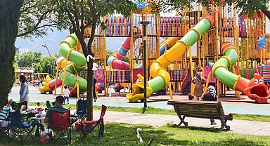 19 Mayıs'ta Atatürk Kent Parkı doldu taştı