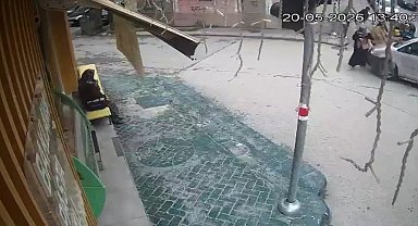 3 yayadan 1'inin ölümüne neden olan kaza anı kamerada