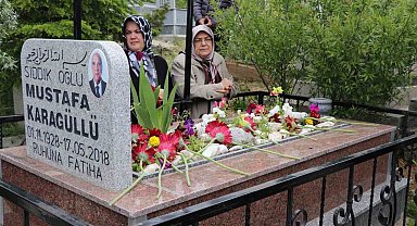 'Ahi Baba' Karagüllü vefatının 8. yılında anıldı