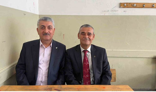 42 yıl sonra aynı sırada buluştular