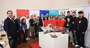 8 ülkenin katıldığı gastronomi yarışmasından Kahramanmaraşlı öğrenciler madalyalarla döndü