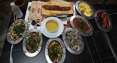 Adana kebabı ve salata ikilisi 'glutatyon' seviyesini artırıyor