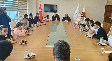 Adıyaman Adliyesi'nde down sendromlu çocuklardan "sevgi davası"