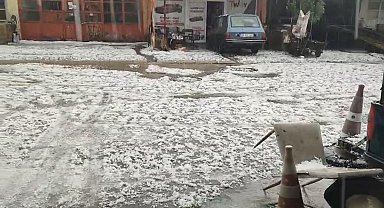 Adıyaman'da dolu yağışı hayatı olumsuz etkiledi