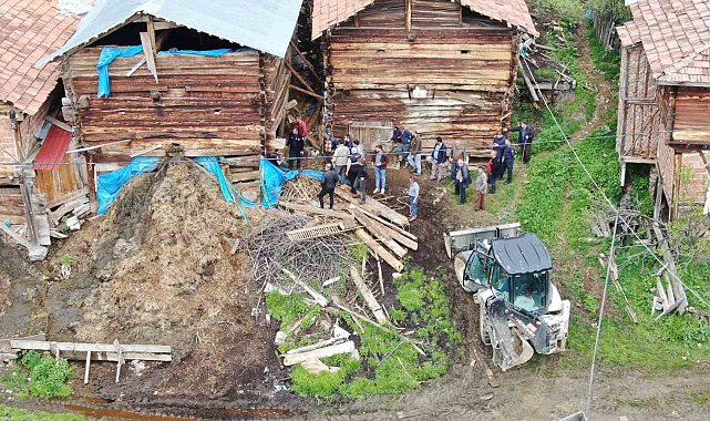 Ahırdaki göçükte bilanço belli oldu: 1 kadın hayatını kaybetti, 94 hayvan telef oldu