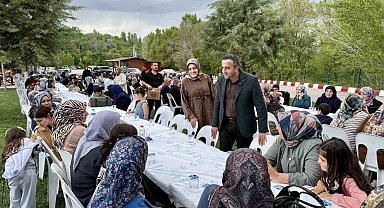 Akçadağ'da Anneler Günü etkinliği