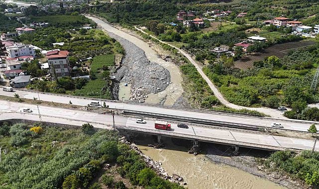 Akıntıya kapılarak nehirde kaybolan 20 yaşındaki genci arama çalışmaları üçüncü günde devam ediyor