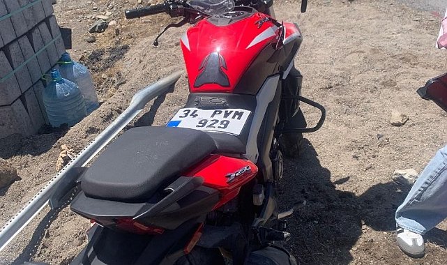 Alaplı'da otomobilin çarptığı motosiklet sürücüsü yaralandı