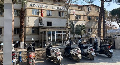 Alaşehir'de 21 kök kenevir ele geçirildi