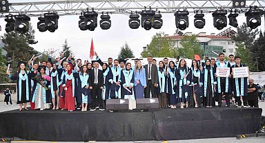 ALKÜ'de mezuniyet heyecanı başladı
