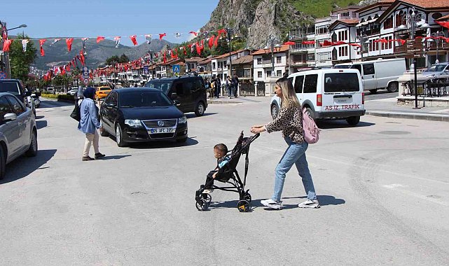 Amasya'ya gelen şaşırıyor: Korna sesi yok, yollarda öncelik yayaların