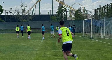 Ankara Demirspor Futbol Akademisi seçmelerine 3 binin üzerinde katılım