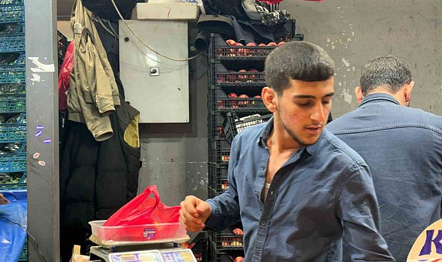 Ankara'da bayram öncesi alışveriş yoğunluğu Ulus Hali'ne de yansıdı