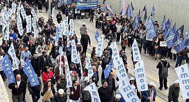 Ankara'da emekçiler 1 Mayıs'ı kutladı