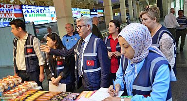 Antalya otogarında bayram öncesi bilet ve fiyat etiketi denetimi