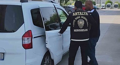Antalya'da 410 bin lira değerinde ziynet eşyası çalan hırsız yakalandı
