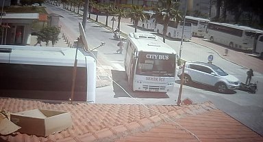 Antalya'da göz göre göre kaza kameraya yansıdı