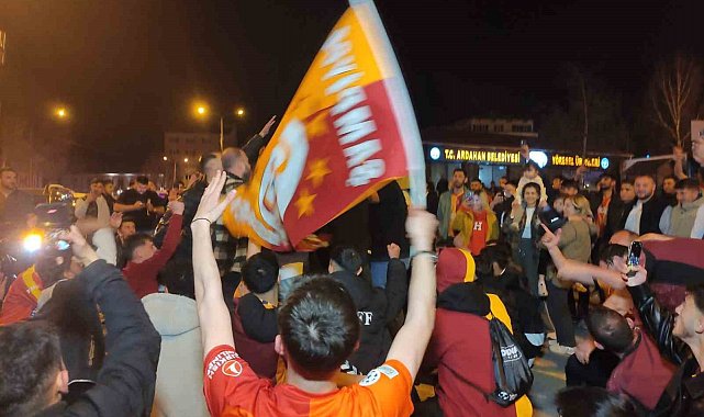 Ardahan'da Galatasaray'ın şampiyonluk sevinci yaşandı